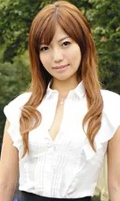 hitomi takanashi